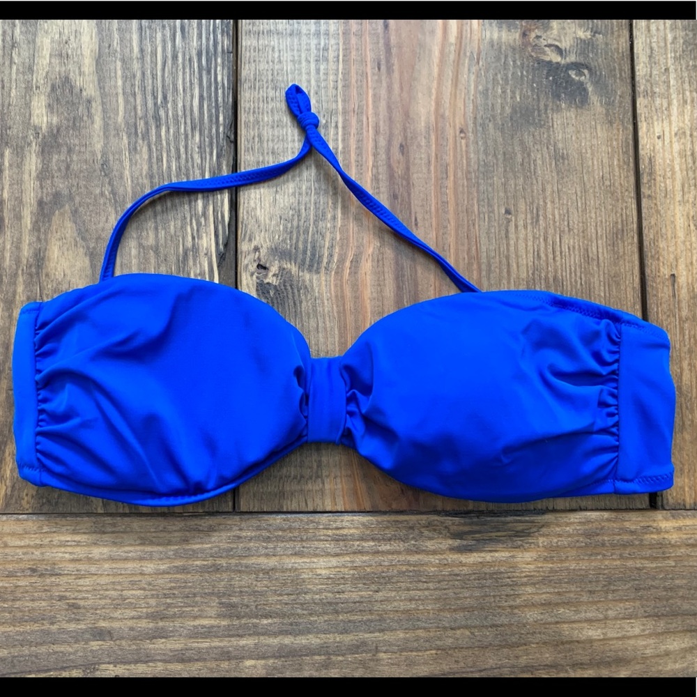 SOLD - Women’s PINK Bathing-suite Bikini Top